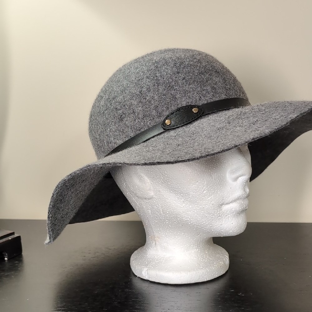 D&Y Wool Wide Brim Gray Hat with Black Band